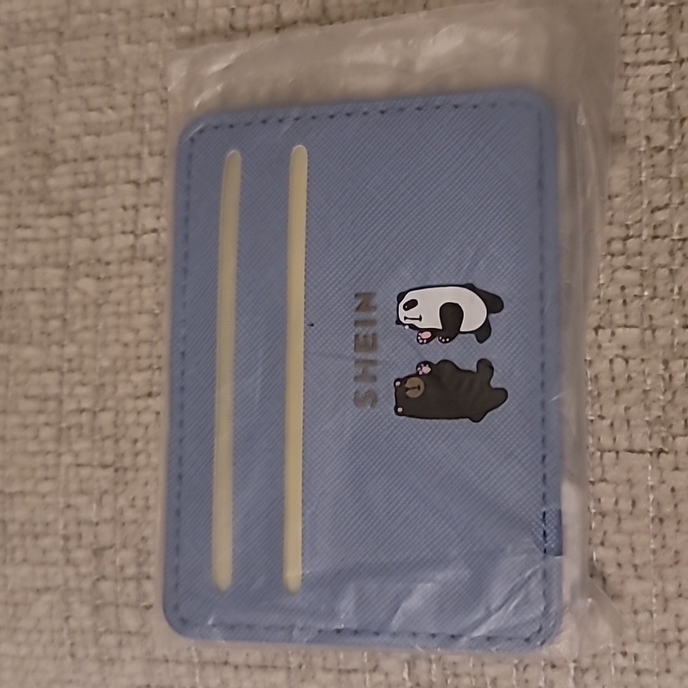 NWT card Holder 🩵